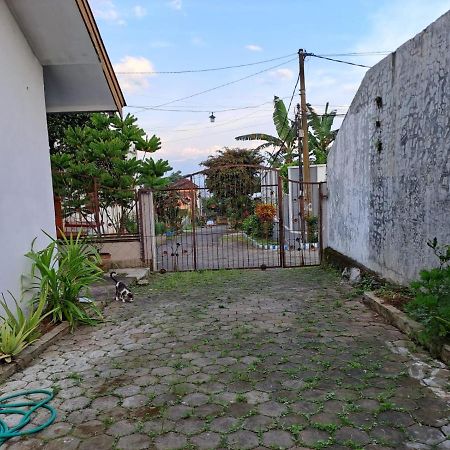 Indo Homestay Malang Exteriér fotografie
